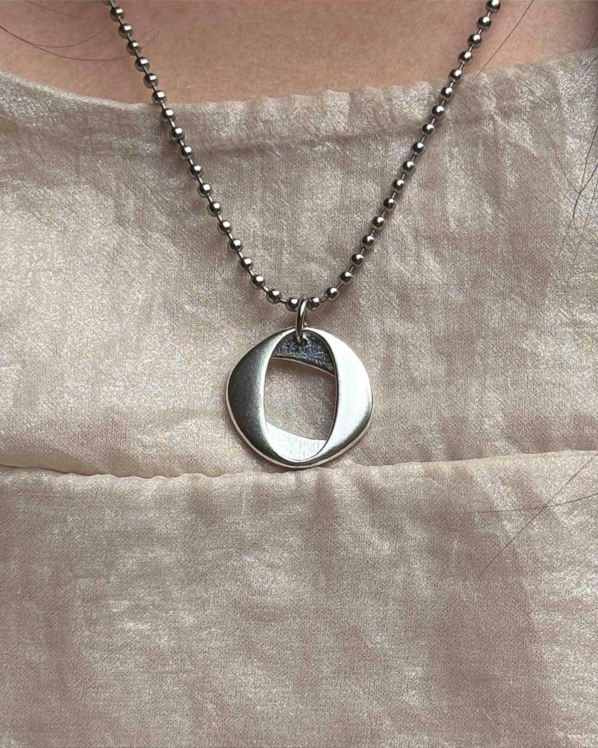 일일엠(11M) UFO-F1 NECKLACE