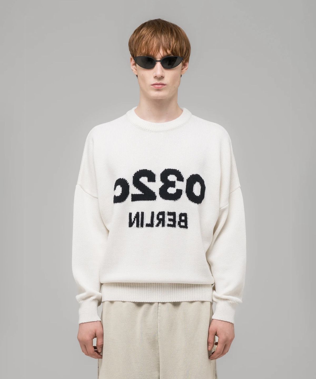 032씨(032C) (U) 셀피 스웨터 화이트/블랙 SELFIE SWEATER WHITE/ BLACK