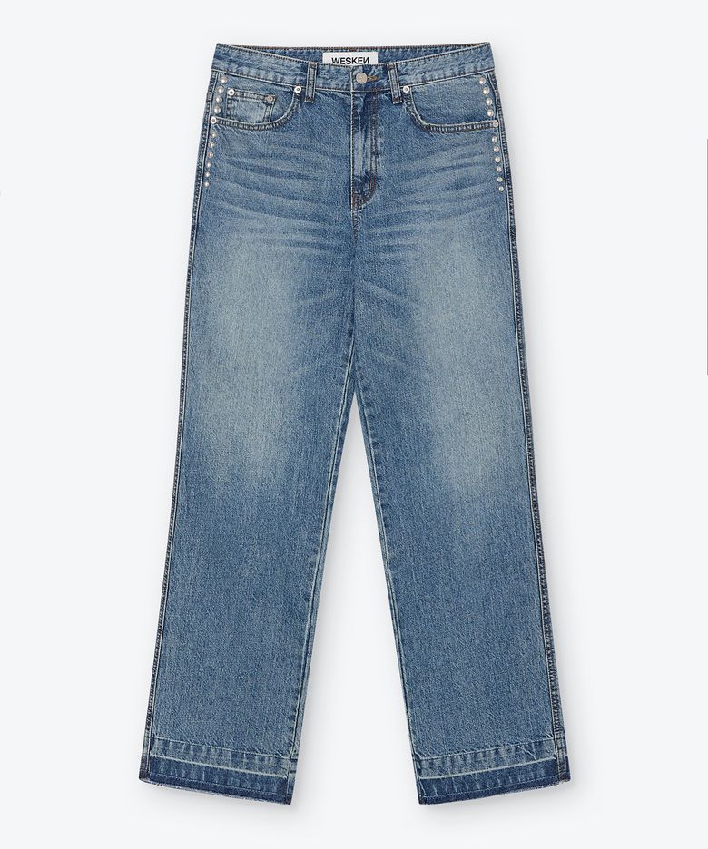 [UNISEX] STUDDED STRAIGHT DENIM PANTS (MID BLUE)