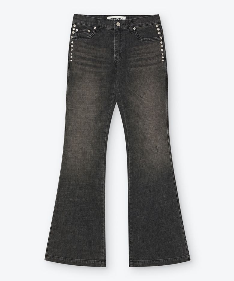 [WOMEN] STUDDED BOOTCUT DENIM PANTS (WASHED BLACK)