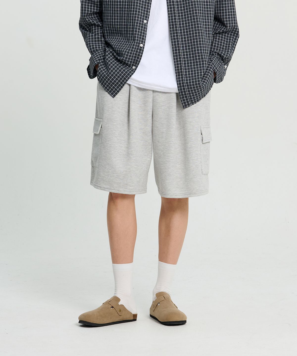 크레드먼스(CREEDMENS) 페이브 버뮤다 카고 원턱 숏츠 (Gray)