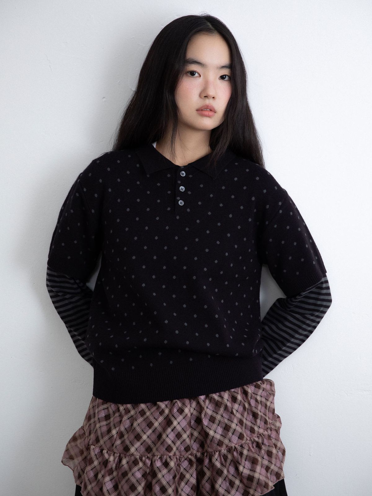 이스트쿤스트(ISTKUNST) DOT STRIPE LAYERD COLLAR KNIT_BLACK(IK2FFMK641A)