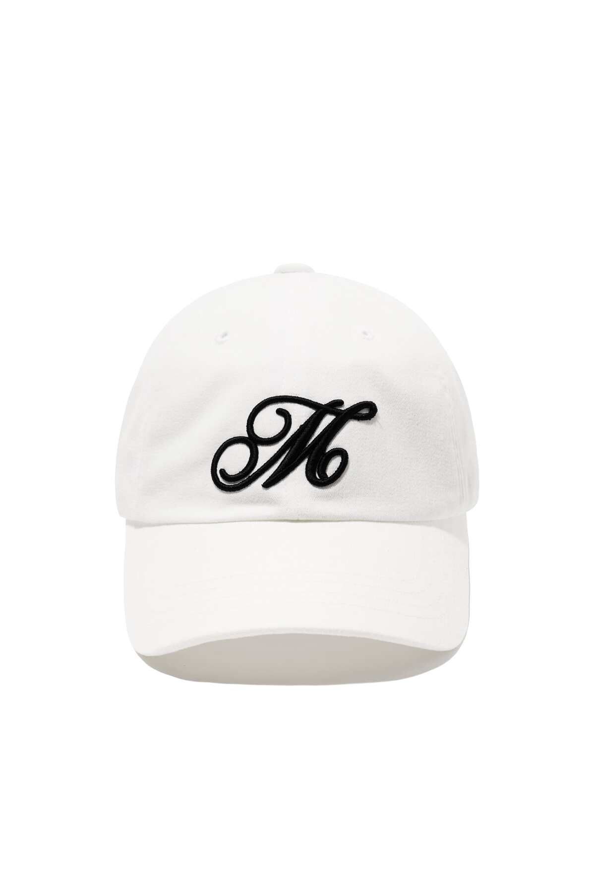 메종 드 누아(MAISON DE NOIR) ESSENCE LOGO CAP WHITE
