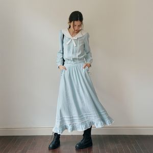 Cest_Sky blue frill banding skirt