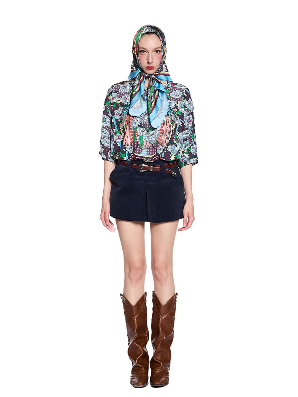 그리디어스(GREEDILOUS) Wool Short Pants with Belt