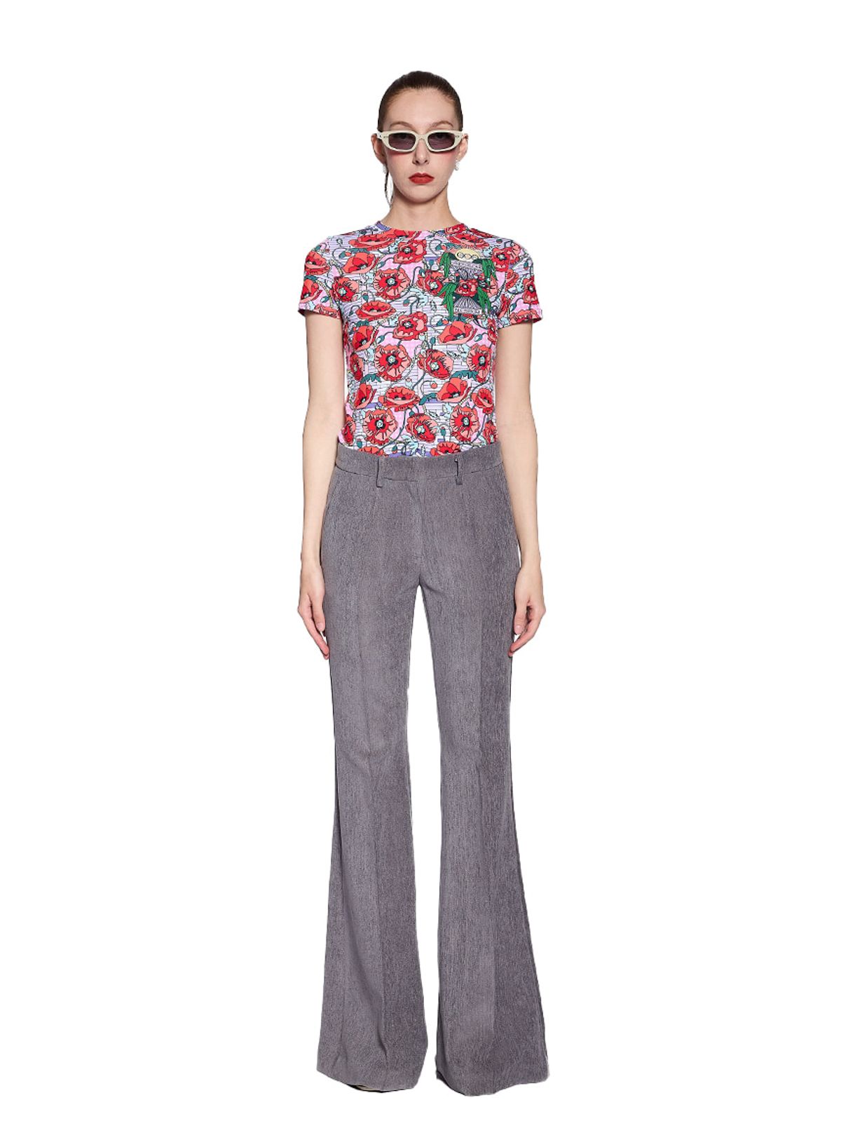 그리디어스(GREEDILOUS) Blossom Short Sleeve Top 01