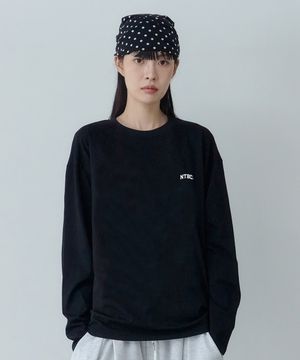 스몰 로고 베이직 롱 슬리브 티셔츠 (블랙)