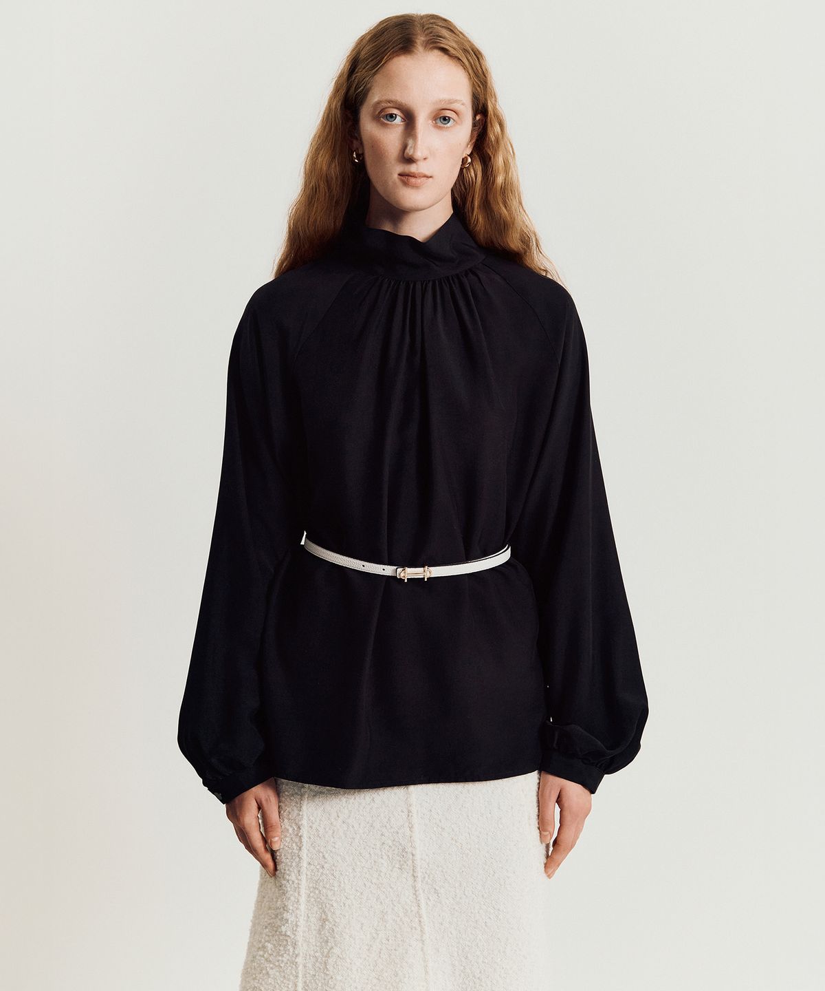 메이버유(MAYVERU) Leila Tie Blouse _ Black