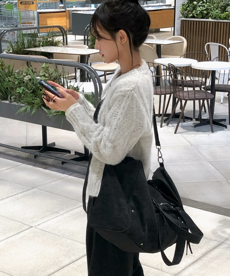 Mega Coil Boston Bag Black