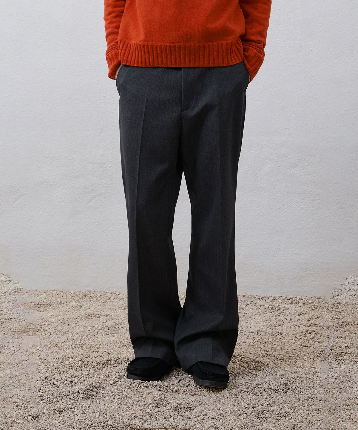 유스(YOUTH) Flared Wool Trousers - Charcoal Grey