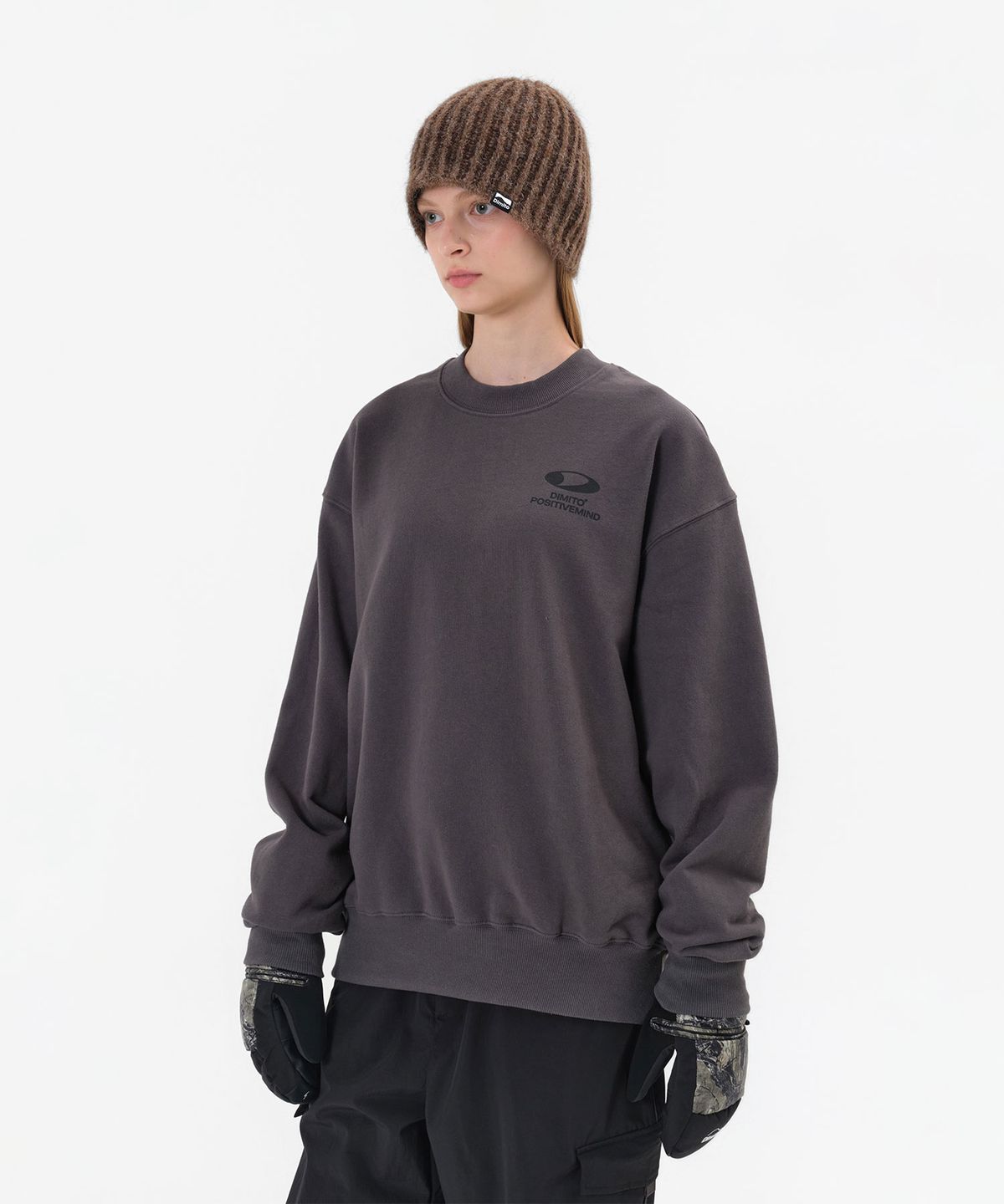 디미토(DIMITO) CIRCLE LOGO SWEATSHIRT CONCRETE