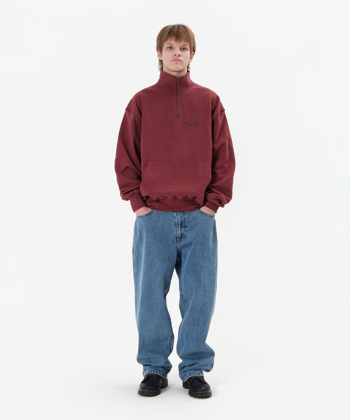 디미토(DIMITO) CIRCLE LOGO HALF ZIP SWEATSHIRT BURGUNDY