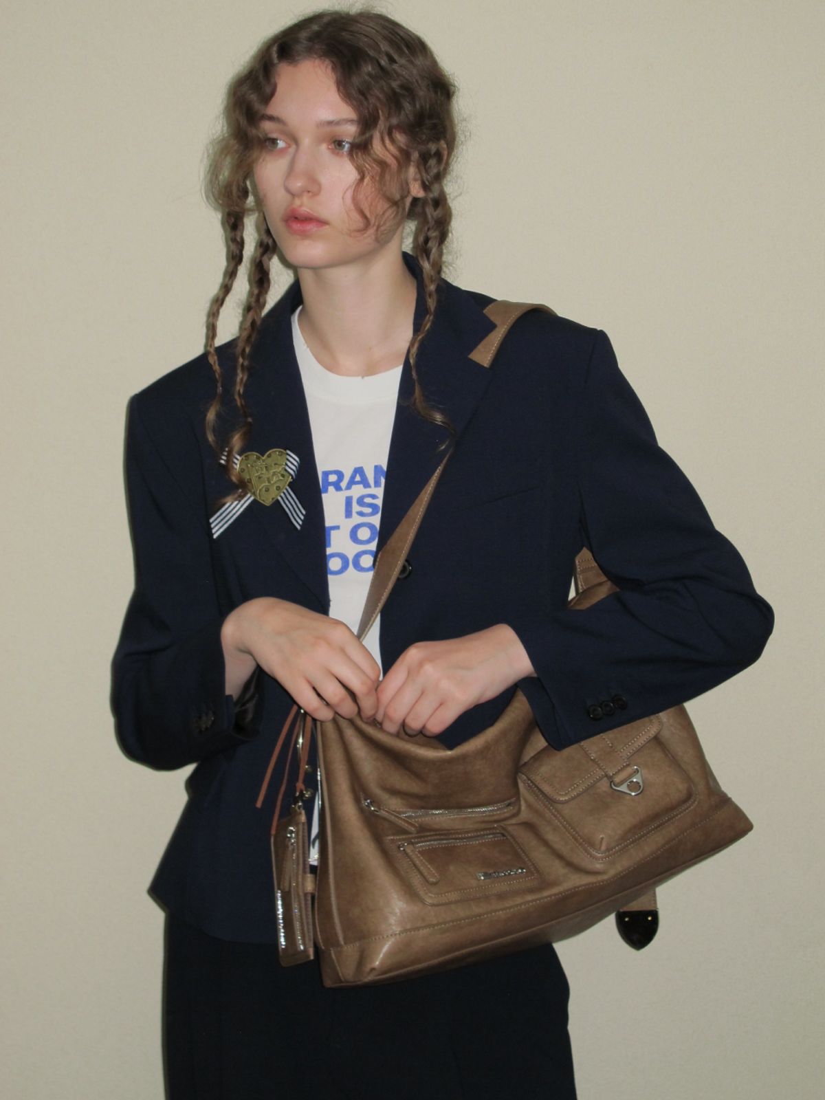 필인더블랭크(FILLINTHEBLANK) Cabinet Bag (brown)
