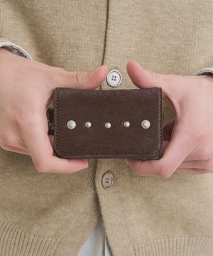 카프헤어 스터드 카드지갑 - 브라운