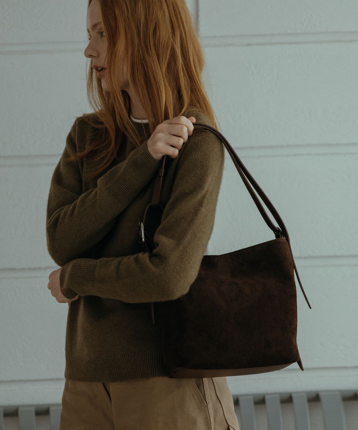 아호르(AHORE) House Marron Suede