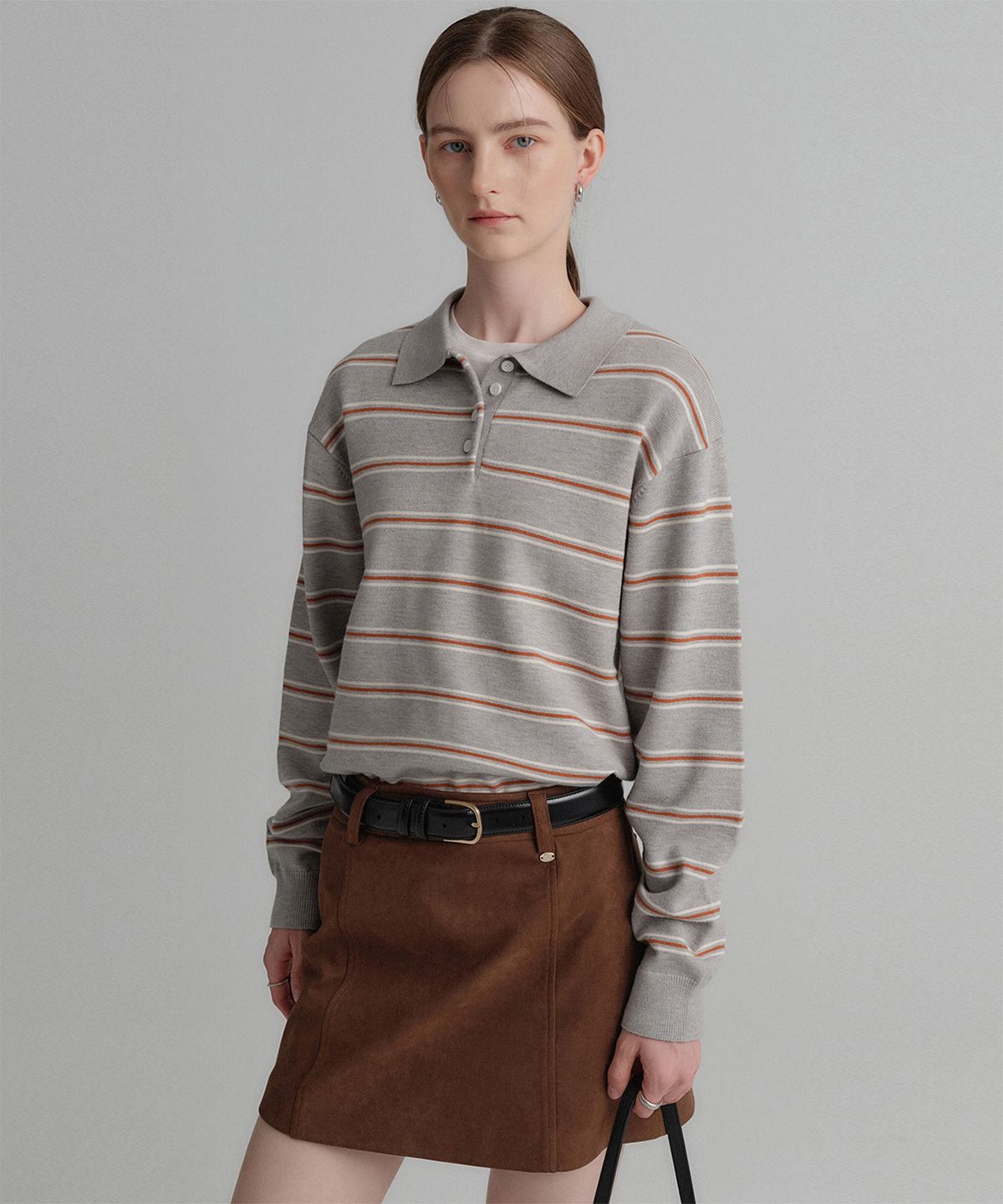 룩캐스트(LOOKAST) 라일라 스트라이프 카라 니트_그레이 / LAYLA STRIPE COLLAR KNIT_GREY