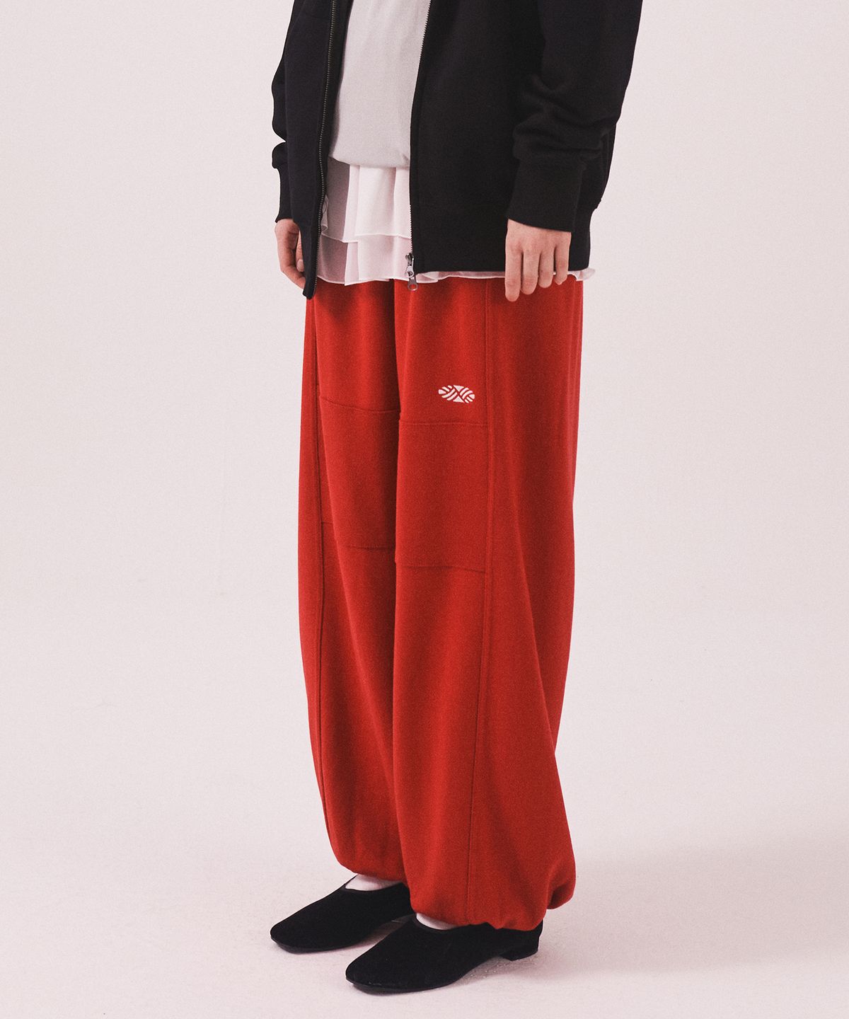 미나수(MENASOO) MNS Seoul Jogger Pants_Red