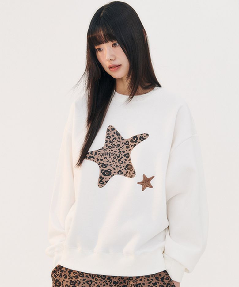 Heart Bear Leopard Star 자수 맨투맨 티셔츠  AMM1312 (아이보리)