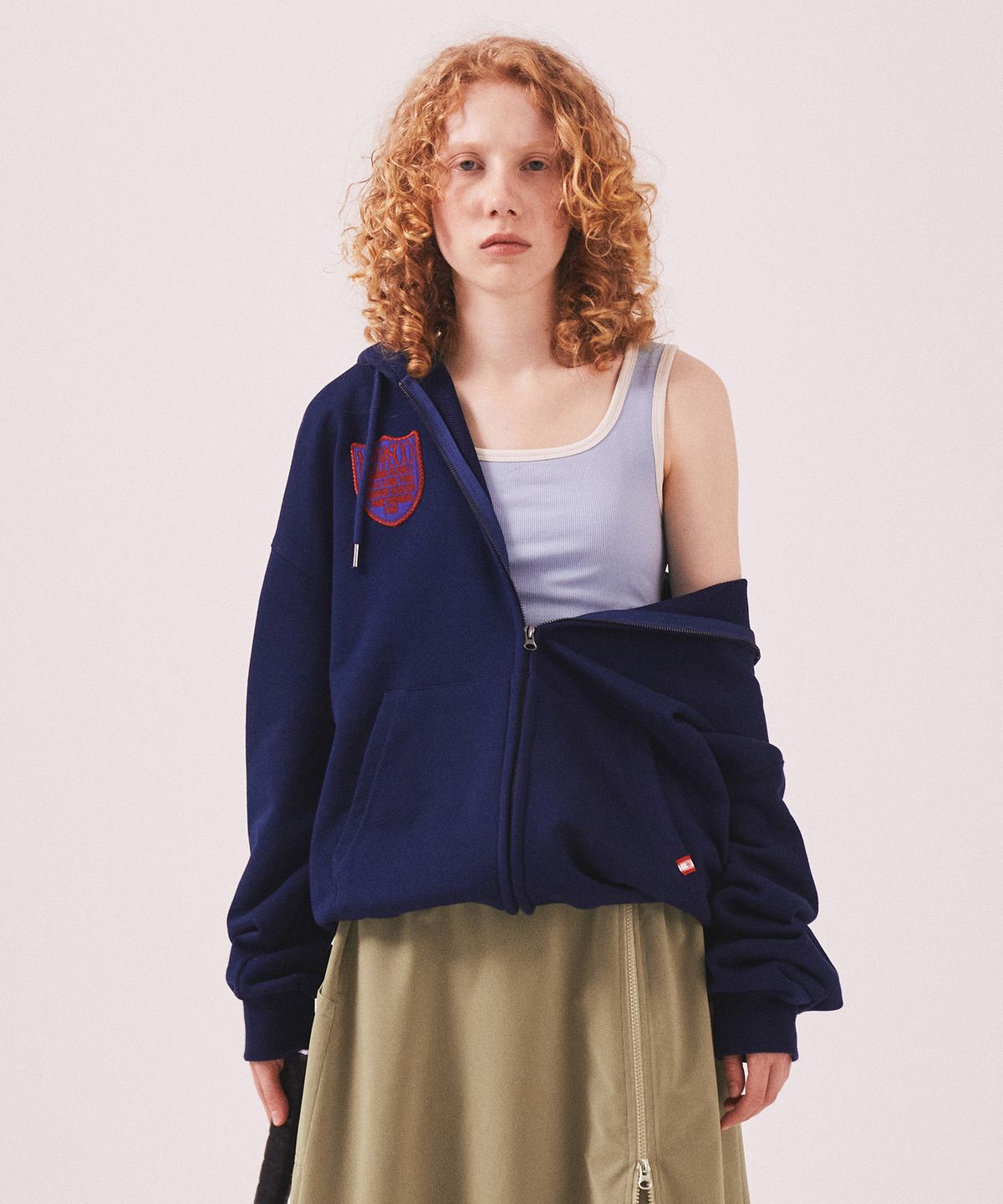 미나수(MENASOO) Menasoo Applique Two Way Hoodie Zip Up_Navy