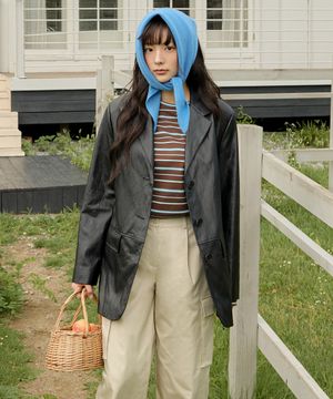 금속로고장식 스트라이프 티셔츠 OE5AE8310