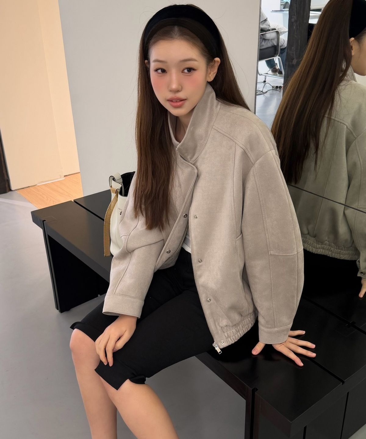 올리브 데 올리브(OLIVE DES OLIVE) 오버핏 스웨이드 블루종 점퍼 OE6XJ8740
