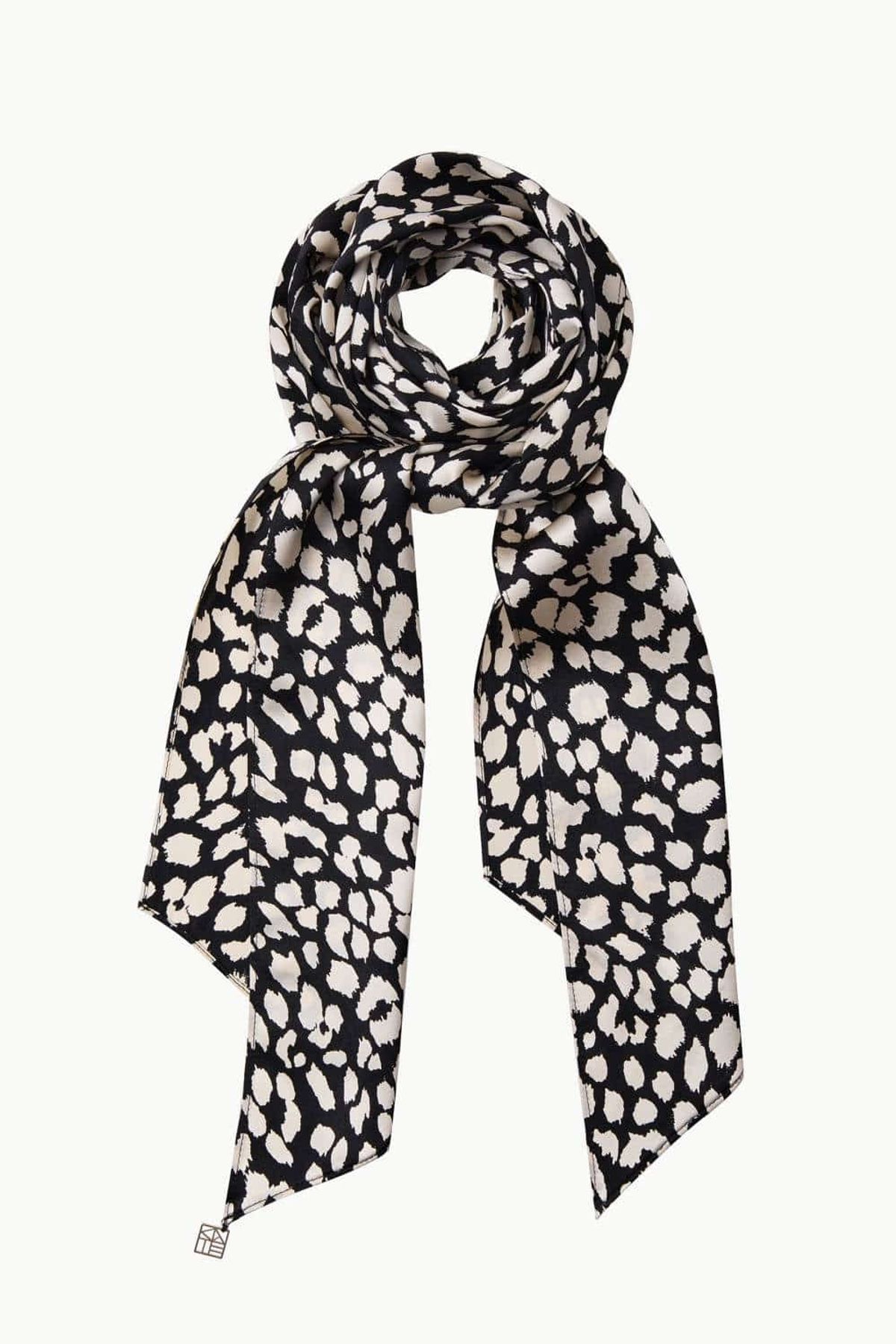 쿠메(KUMÉ) Patterned Skinny Silk Scarf, Black