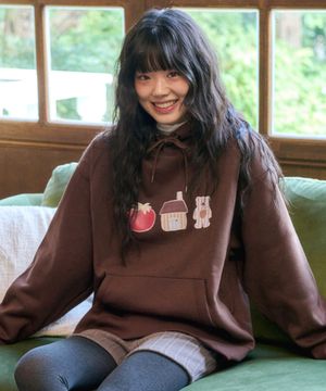 Tomato Bear 아플리케 자수 후드 티셔츠 AHP1213 (브라운)