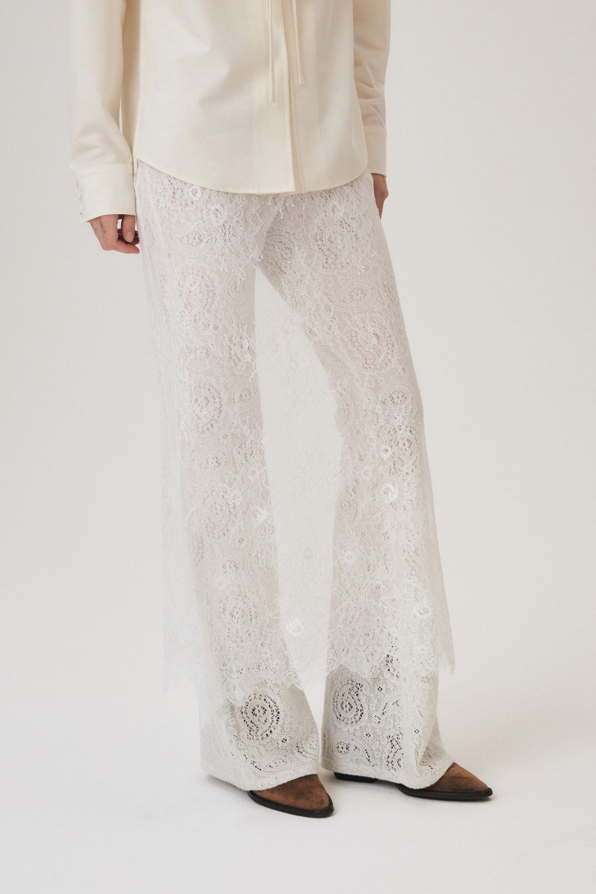 쿠메(KUMÉ) Layerig Lace Skirt, White