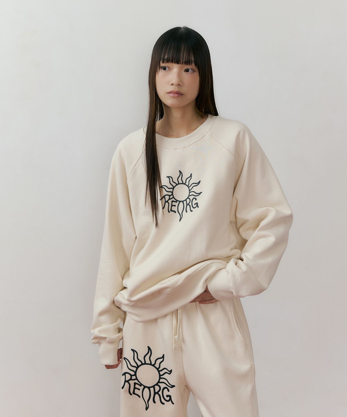 리올그(REORG) REF RA SWEATSHIRT CREAM