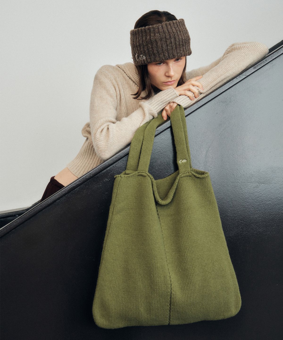 씨타(CITTA) Wool Blended Daily Punching Knit Bag_CTA936(Olive)