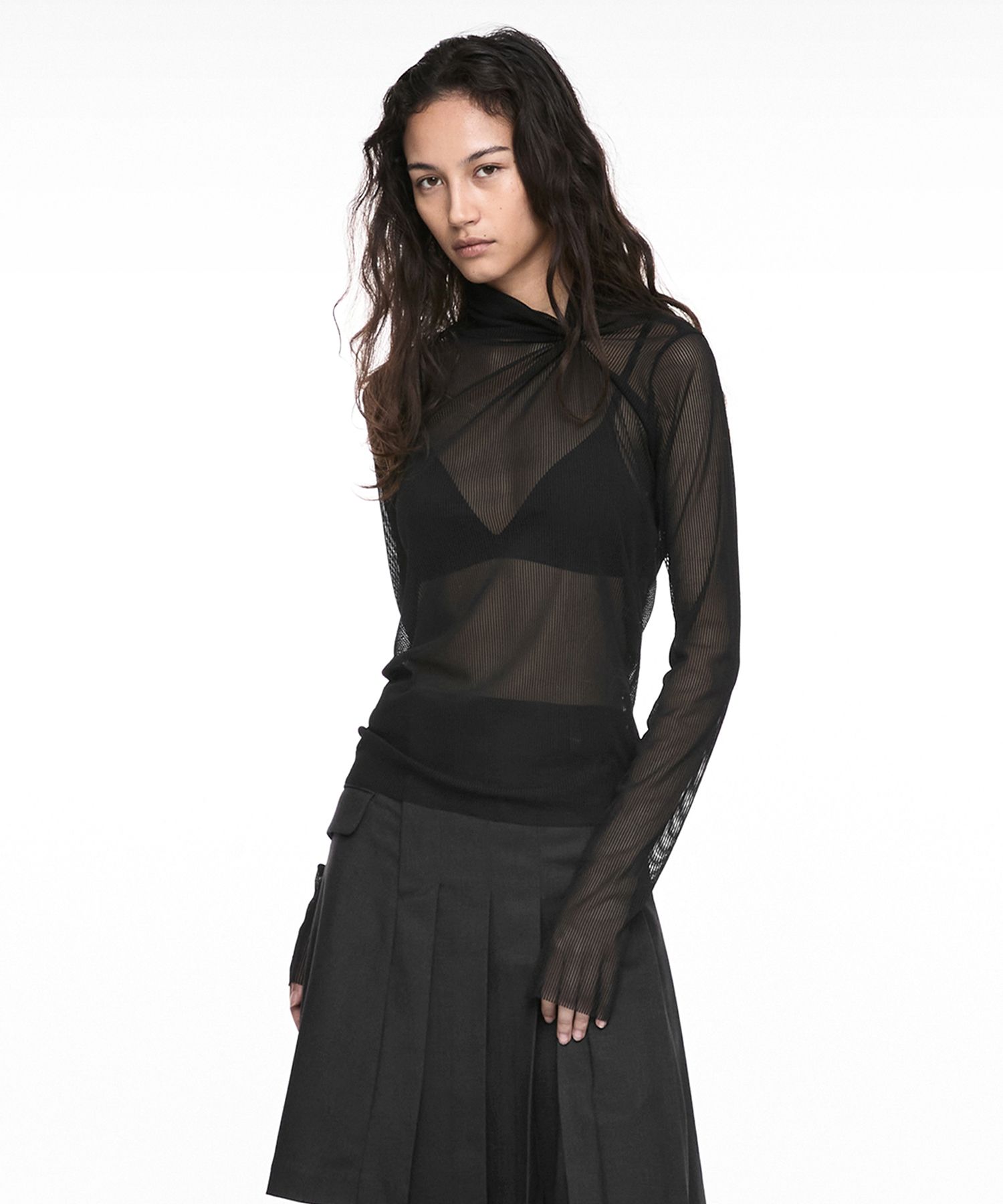 MUSINSA | NACHE PULLED NECK LONG SLEEVE BLACK