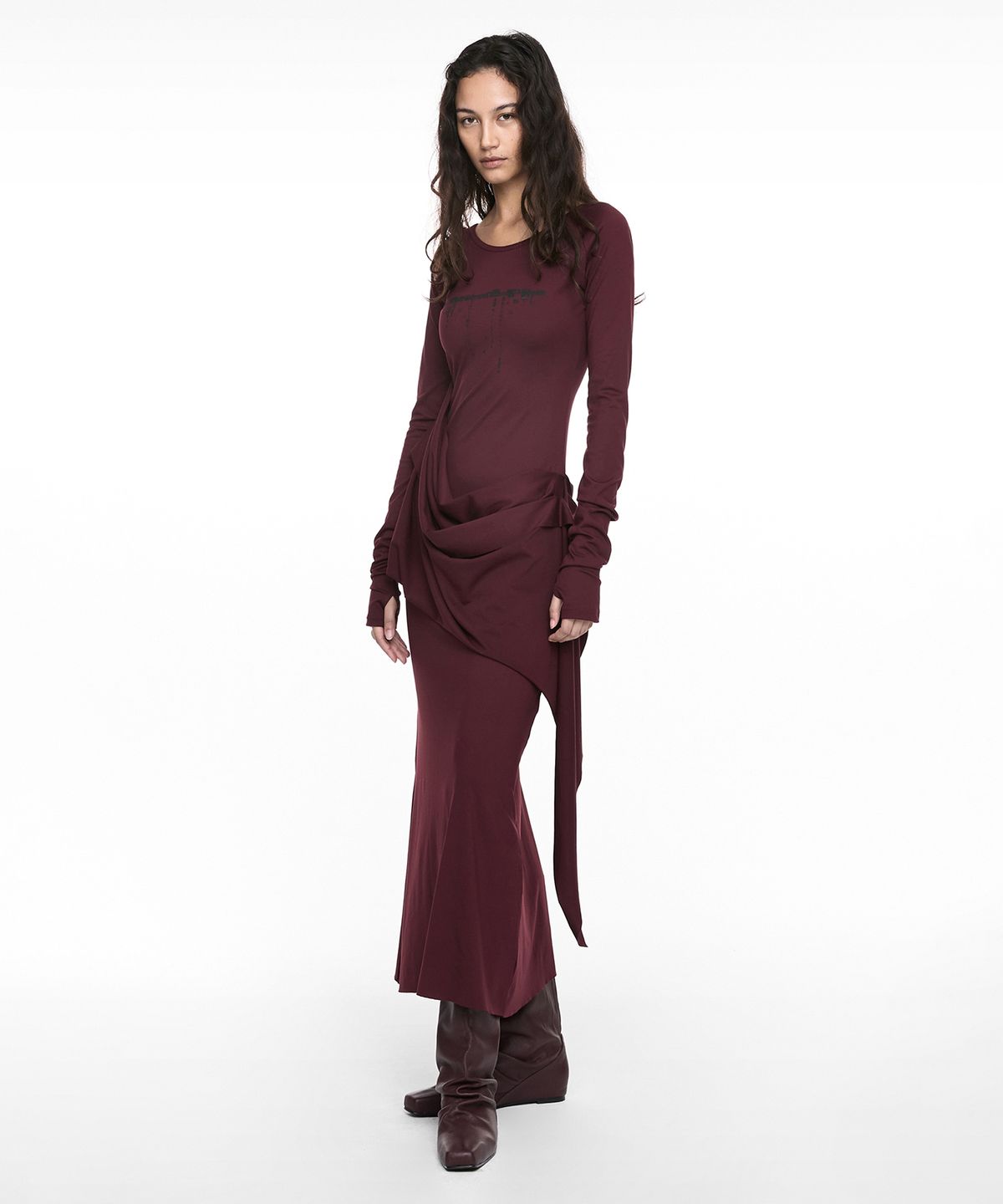 나체(NACHE) DROP MAXI DRESS BURGUNDY