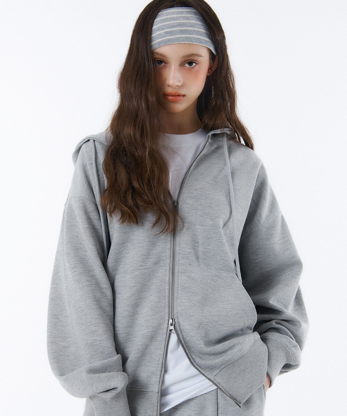랜덤오프(RANDOMOFF) [Unisex] BASIC LINE OVER FIT 2-WAY ZIP-UP (4color)