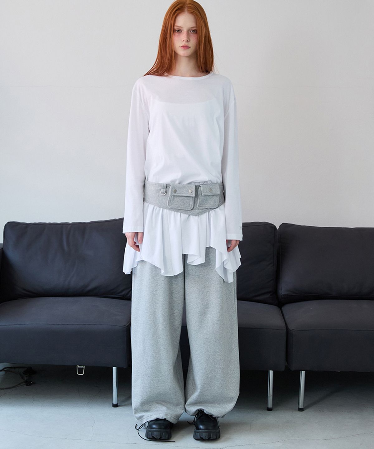 렌세(RENSE) Unbalance Flare Long T-shirt White