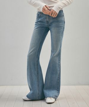Center Press Washed Flared Denim Pants_CTD422(Light Blue)