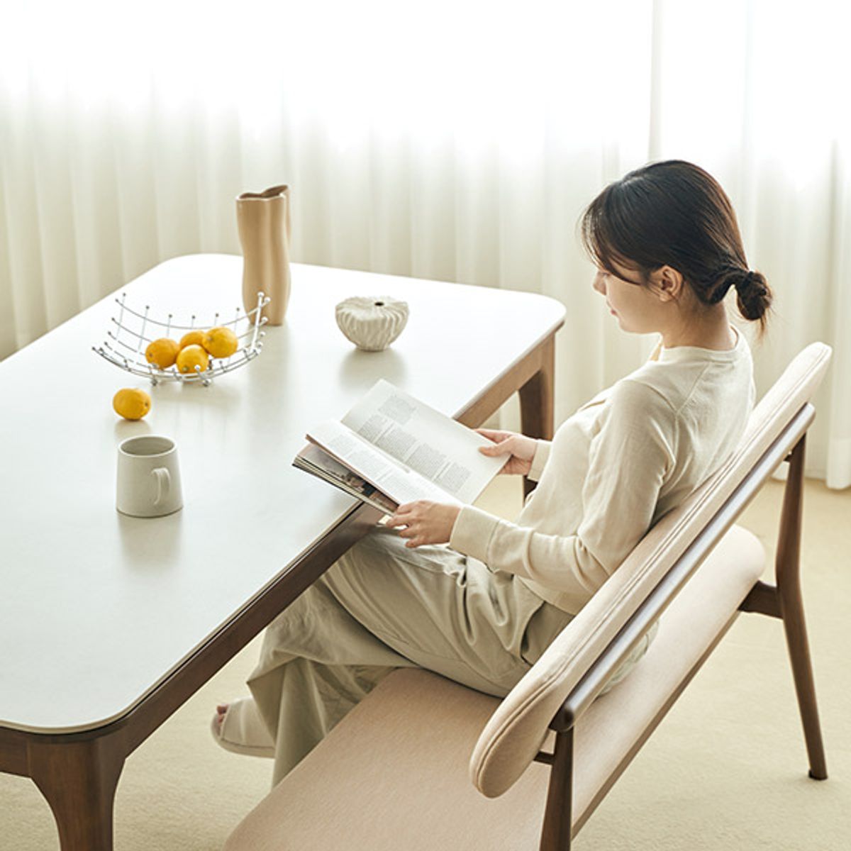 스칸디아(SCANDIA) 토스카나 포세린 세라믹 4인용 원목 1400 식탁세트(벤치2)