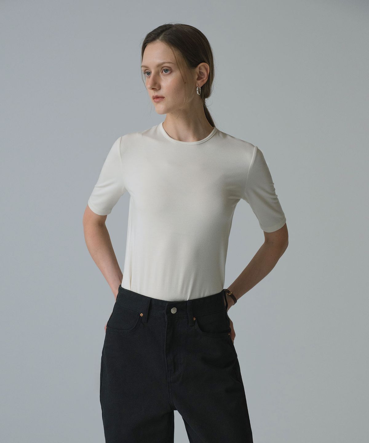 시야쥬(SIYAZU) SITP5228 울 블렌드 소프트 5부 티셔츠_Ivory