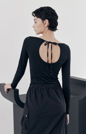 백 홀포인트 크롭 긴팔티 HTWTL2K01T