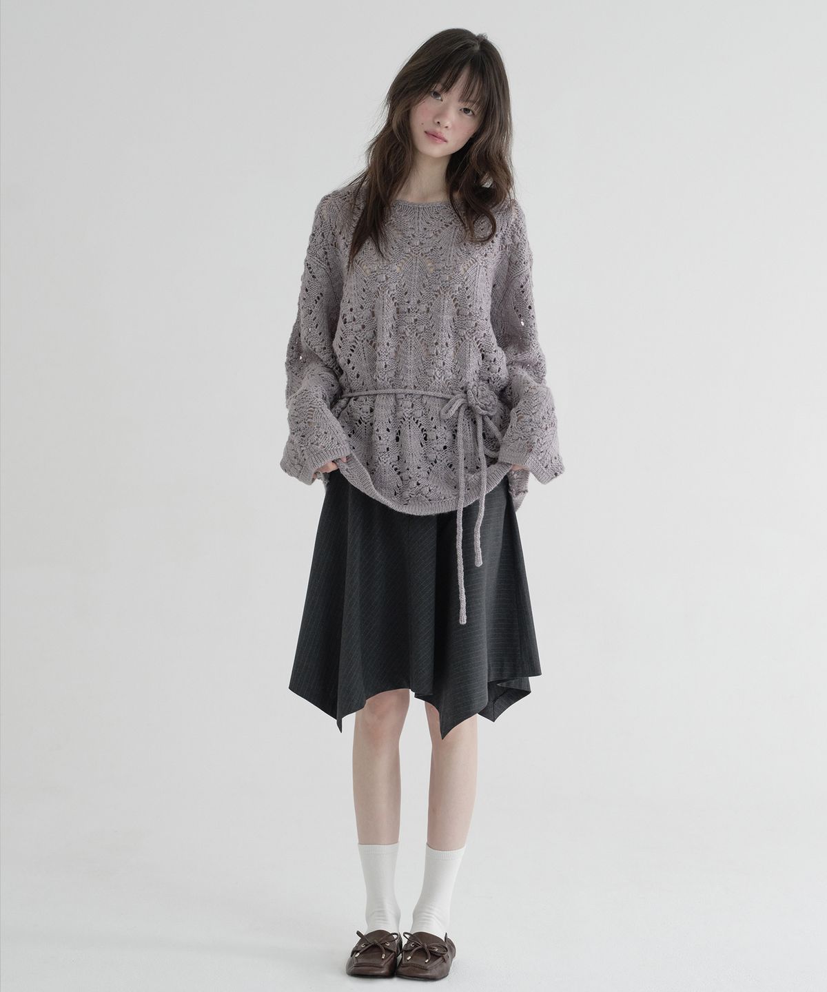 마가린핑거스(MARGARIN FINGERS) UNBALANCED PIN-STRIPE SKIRT (CHARCOAL)