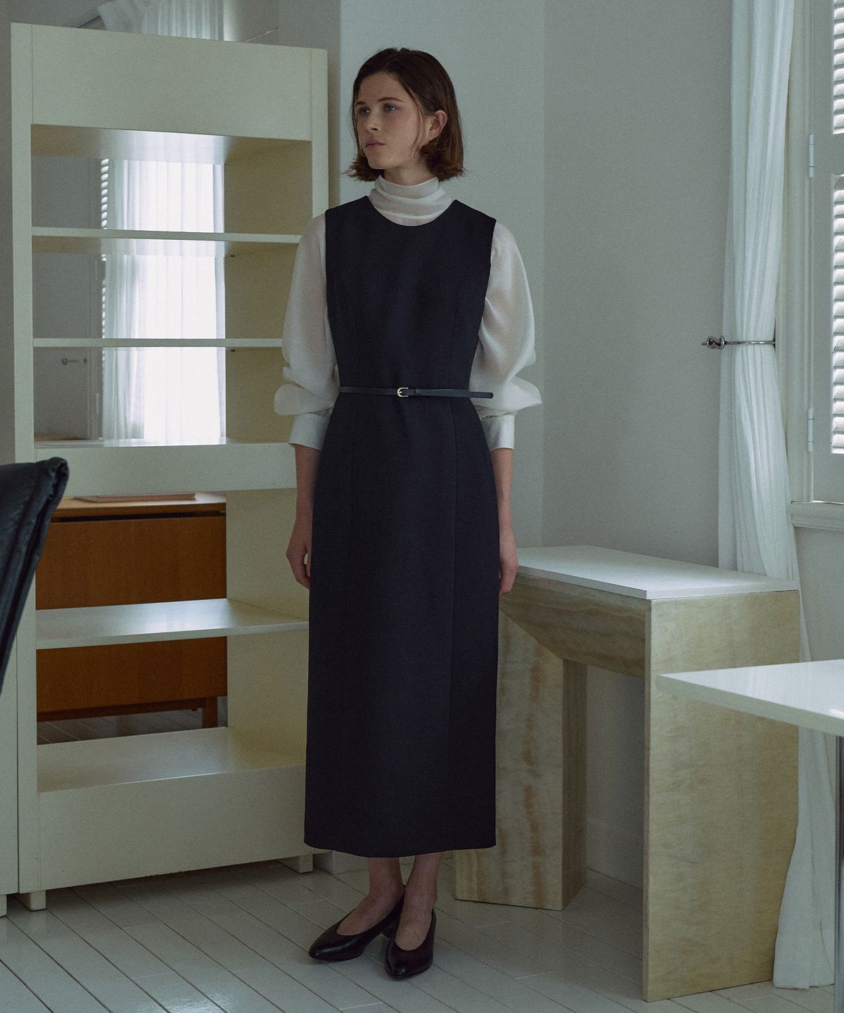 라메레이(LAMEREI) [벨트 Set]Classic Sleeveless Dress[LMBFCO25DR804]-Black