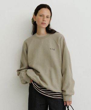 Raglan logo sweatshirt