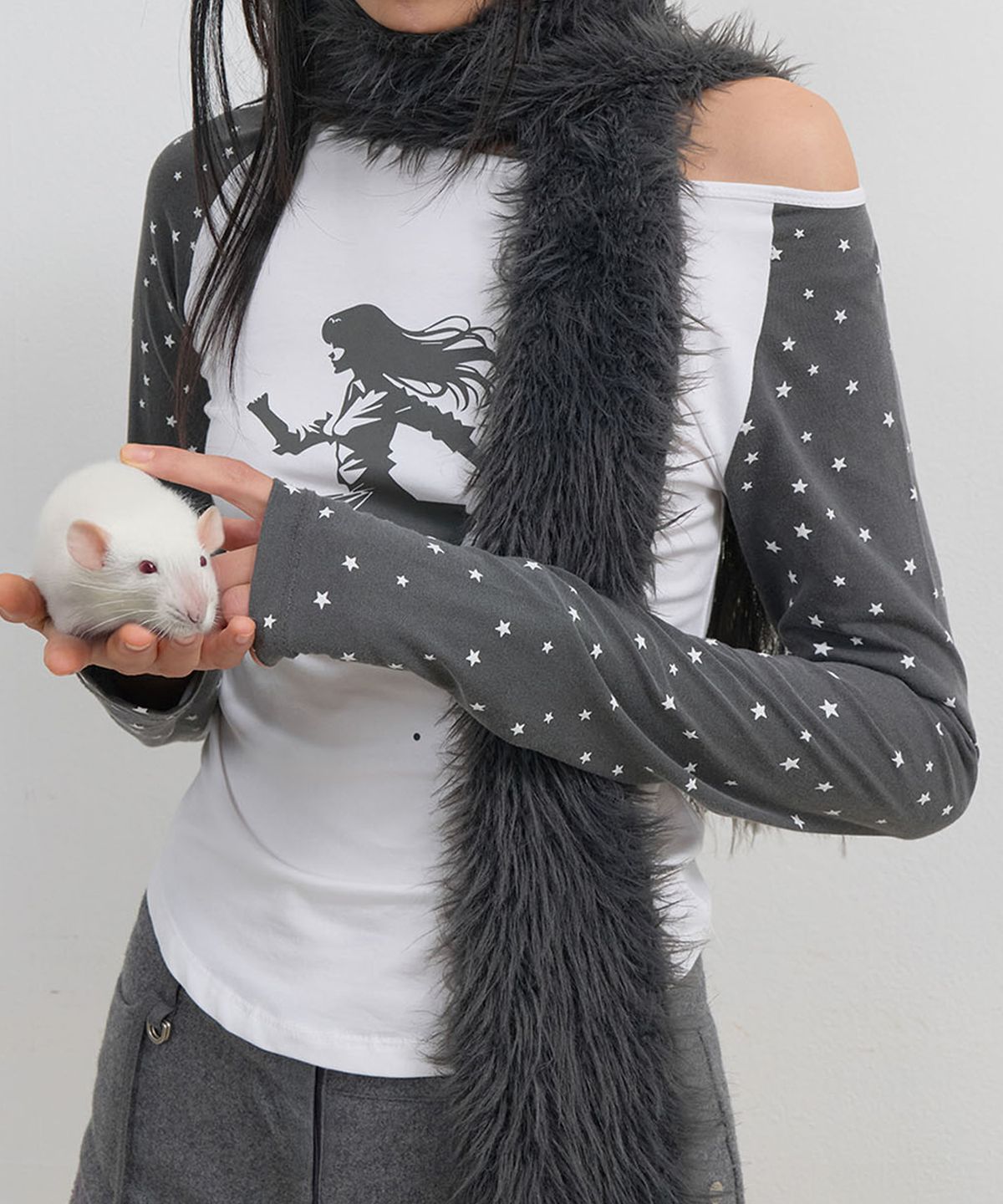 오호스(OJOS) Star Reglan Long Sleeve / Charcoal