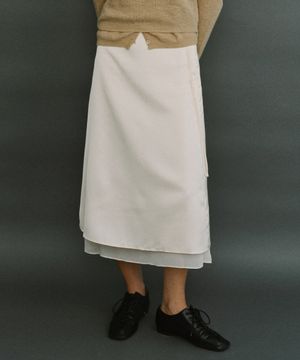 Silky layered string skirt
