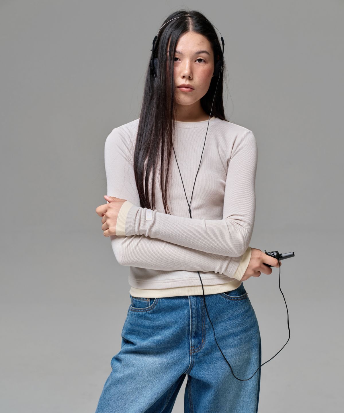 이알에이(ERA) WOMEN COLOR LAYERED SLIM RIB T - DUSTY CUSTARD