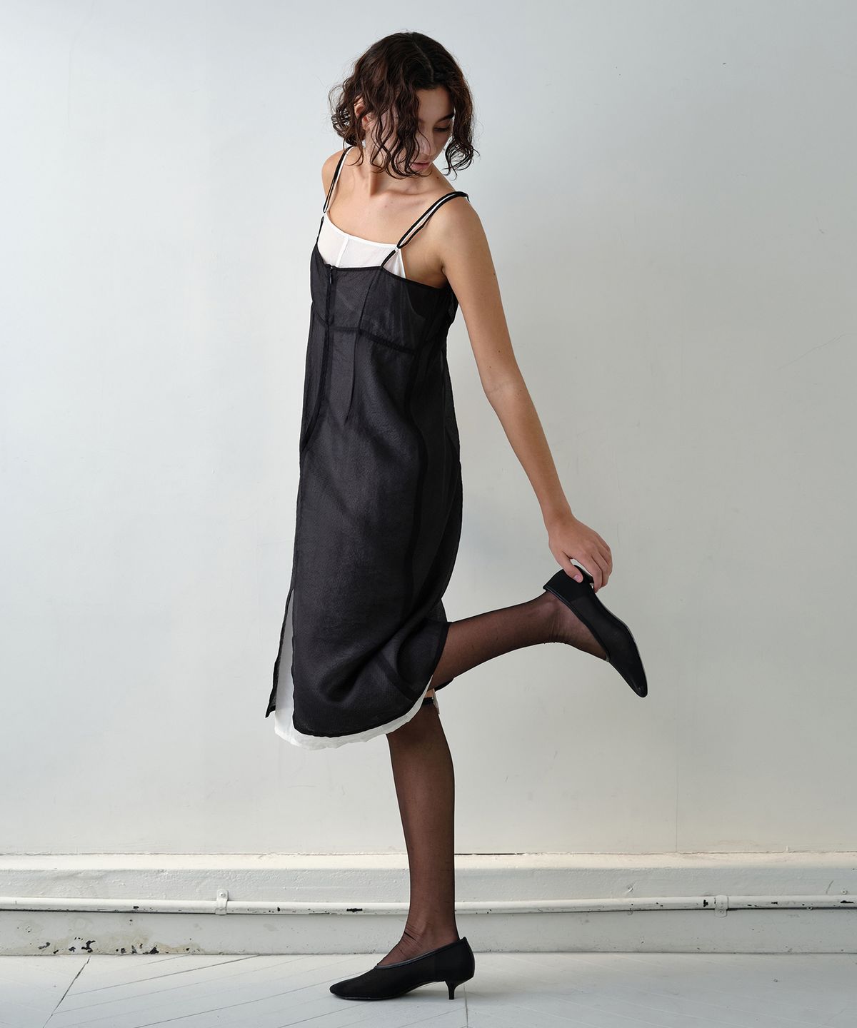 시메트릭 퍼센트(SYMMETRICPERCENT) Layered Slip Dress / Black