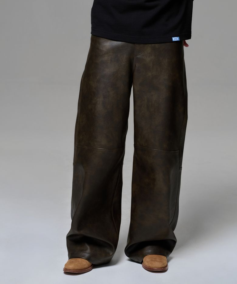 MEN FAUX LEATHER TWO-TONE PANEL PANTS - TOBACCO BROWN