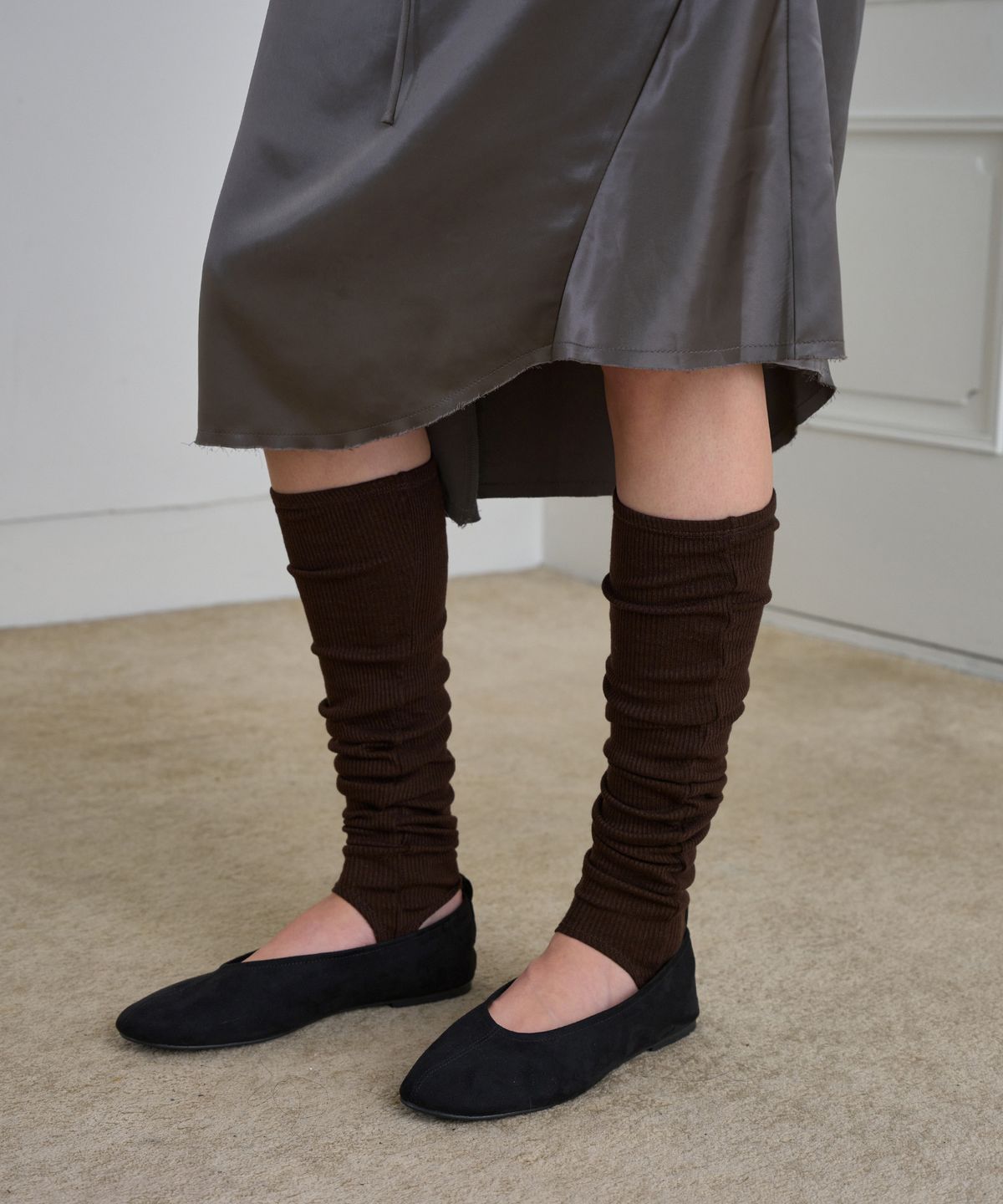 시메트릭 퍼센트(SYMMETRICPERCENT) Wool Heel-Loop Socks / Brown