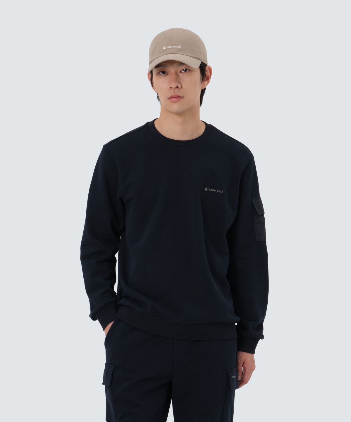 스노우피크 어패럴(SNOWPEAK APPAREL) 랜드 포켓 맨투맨 (S25FMFHT60) Dark Navy