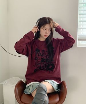 부디즘 레이어드 피그먼트 그래픽 롱 슬리브 버건디