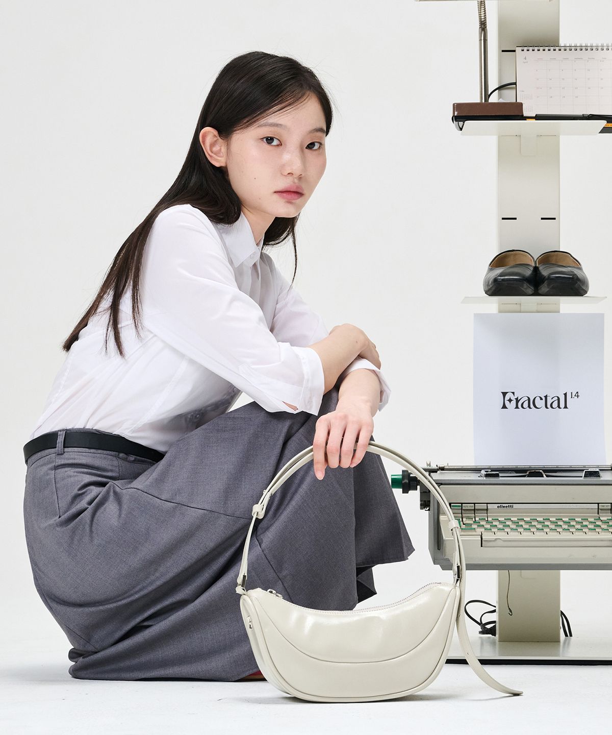 프랙탈1.4(FRACTALONEPOINTFOUR) Leaf Bag [Light Gray]